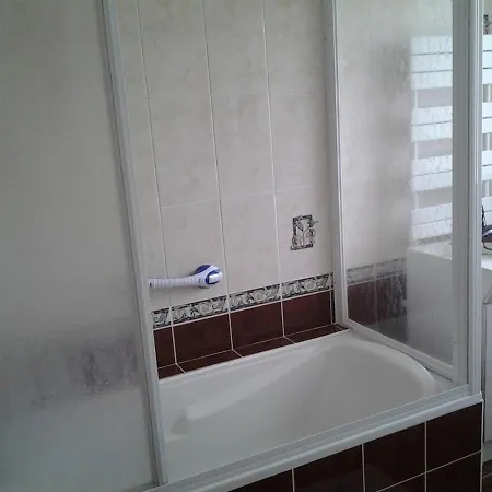 Hébergement de vacances Angles , 6 Pièces, 10 Personnes - Fr-1-426-150 *
